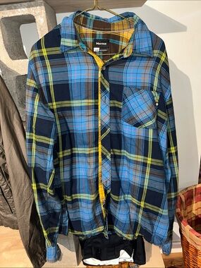 Marmot Navy, Sky Blue & Yellow Plaid Flannel Shirt men’s large